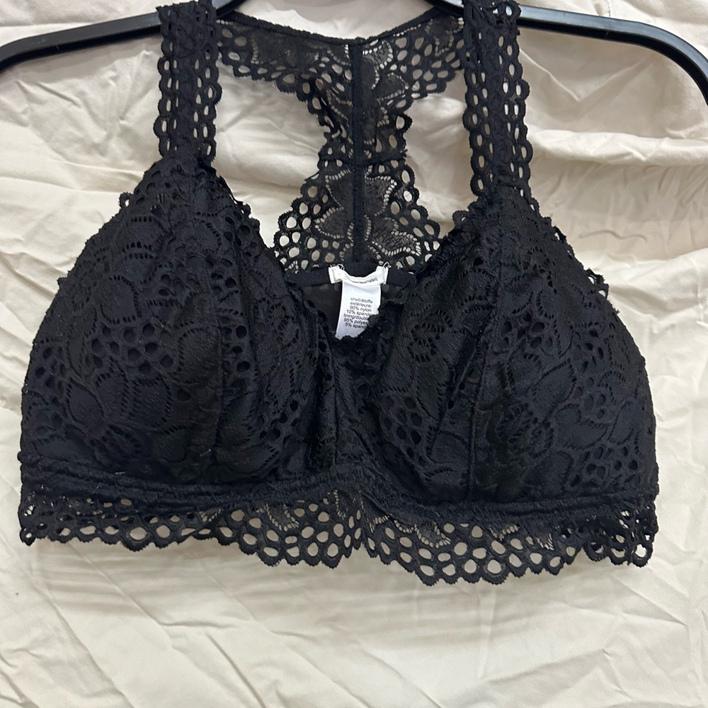 Woman’s racer back fancy bra